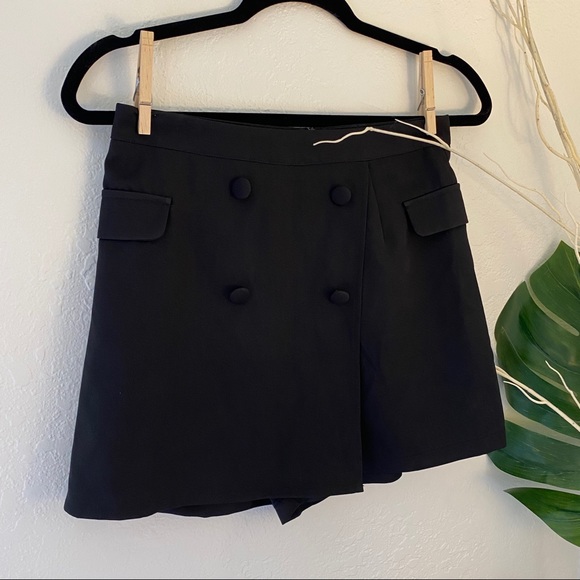 Overlay Skort - Picture 3 of 9